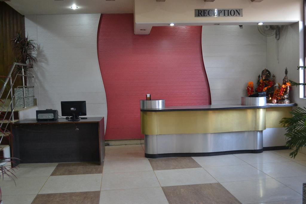 Hotel Atithi International Катра Экстерьер фото